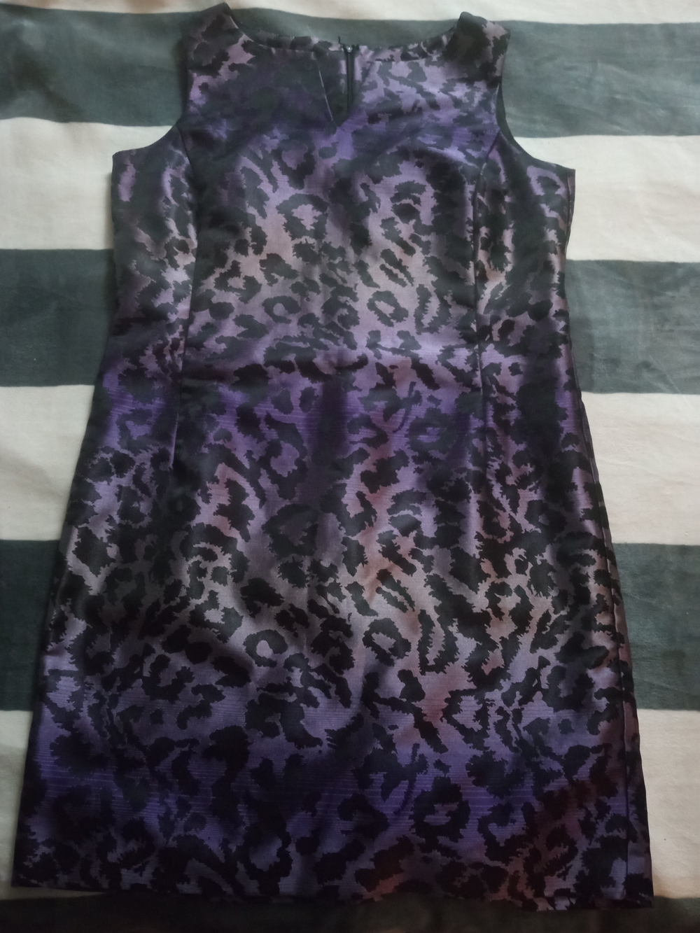 Peter Nygard Purple and Black Animal Print Sleeveless Sheath Dress